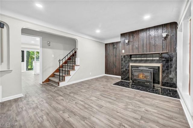 15 Cresswell Avenue, Bedford, OH 44146