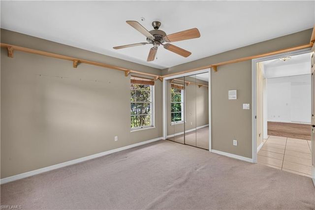 240 Stonegate CT, Naples, FL 34119