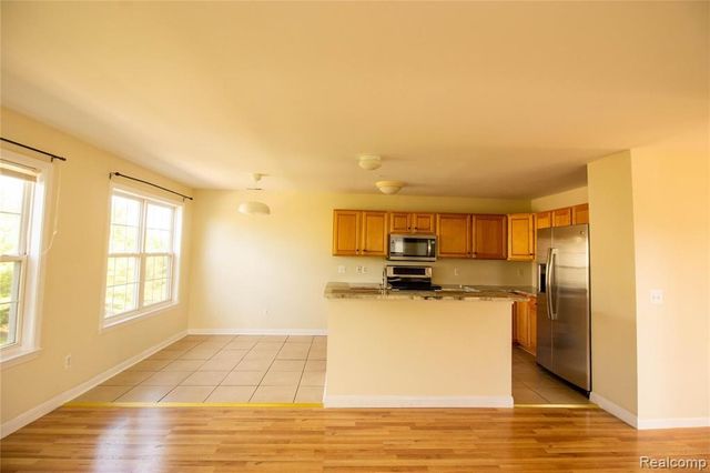 2859 Barclay Way, Ann Arbor, MI 48105