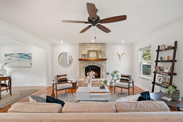 6523 Heron DR, Austin, TX 78759