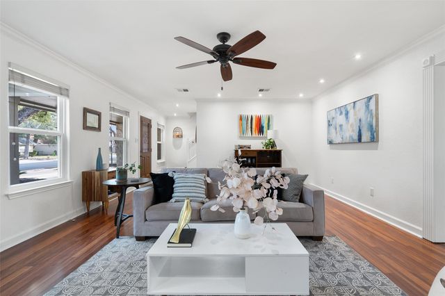 6523 Heron DR, Austin, TX 78759