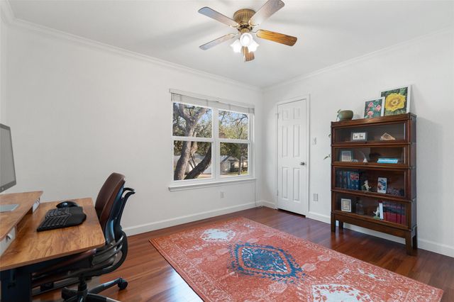 6523 Heron DR, Austin, TX 78759