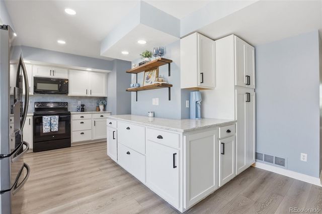 6937 E Briarwood Drive, Centennial, CO 80112