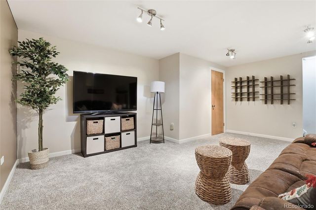 6937 E Briarwood Drive, Centennial, CO 80112