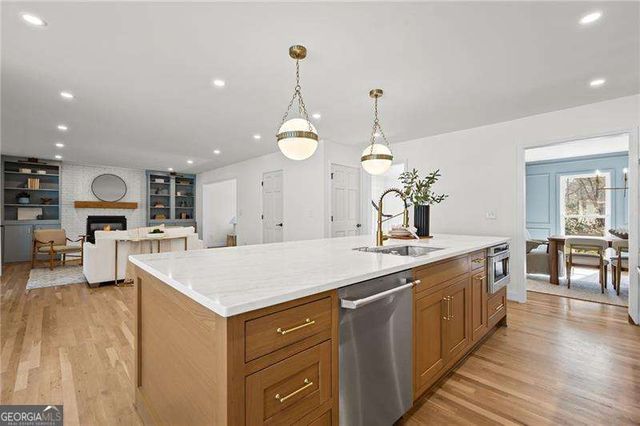 6300 Mountain Brook Lane, Atlanta, GA 30328