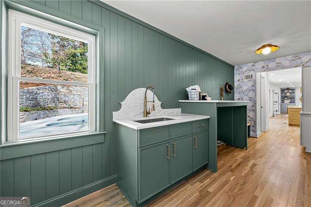 6300 Mountain Brook Lane, Atlanta, GA 30328