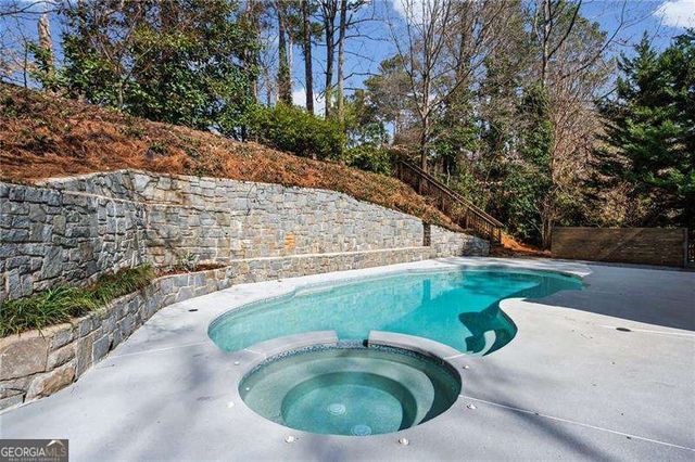 6300 Mountain Brook Lane, Atlanta, GA 30328