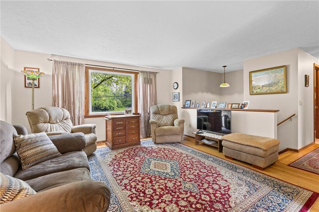 200 Lake Road, Ontario, NY 14519