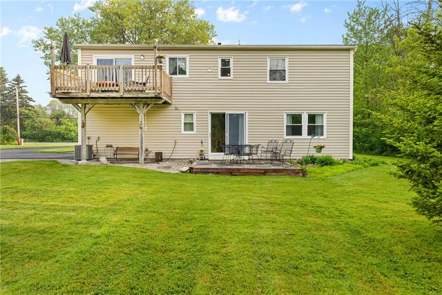 200 Lake Road, Ontario, NY 14519