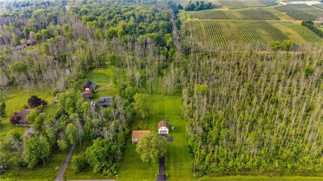 200 Lake Road, Ontario, NY 14519