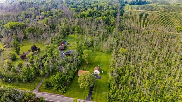 200 Lake Road, Ontario, NY 14519