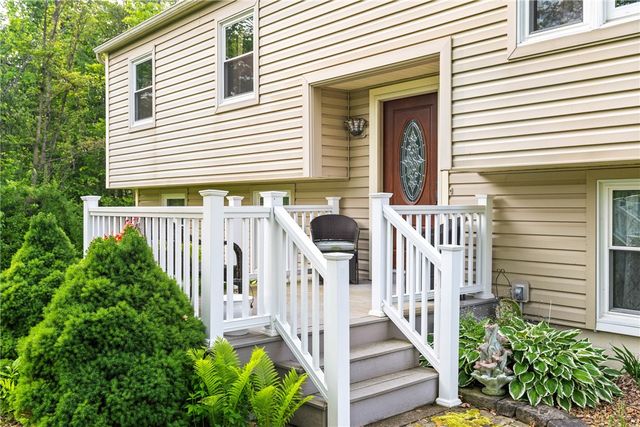 200 Lake Road, Ontario, NY 14519