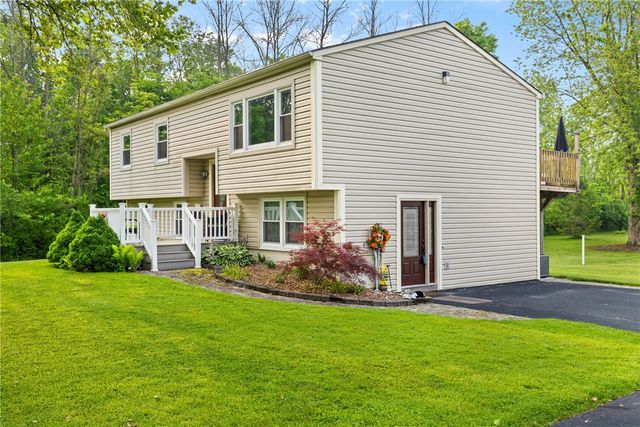 200 Lake Road, Ontario, NY 14519