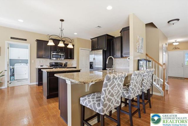 2127 Eagles Landing Drive, Upper Nazareth Twp, PA 18064
