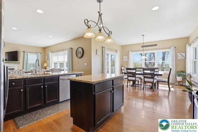 2127 Eagles Landing Drive, Upper Nazareth Twp, PA 18064
