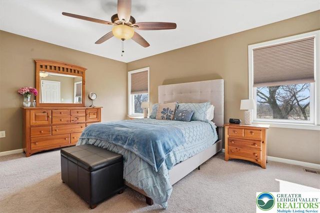 2127 Eagles Landing Drive, Upper Nazareth Twp, PA 18064