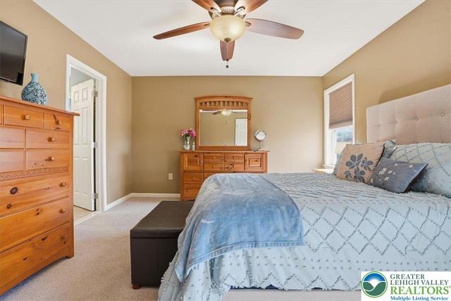 2127 Eagles Landing Drive, Upper Nazareth Twp, PA 18064