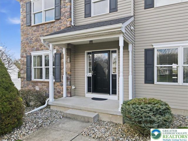 2127 Eagles Landing Drive, Upper Nazareth Twp, PA 18064