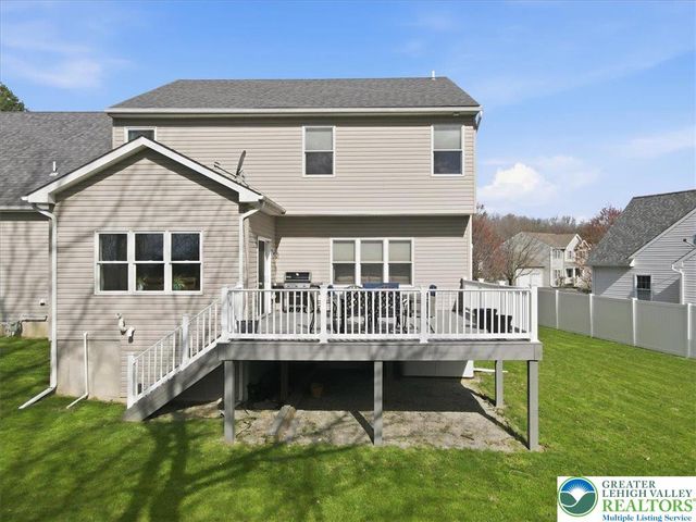 2127 Eagles Landing Drive, Upper Nazareth Twp, PA 18064
