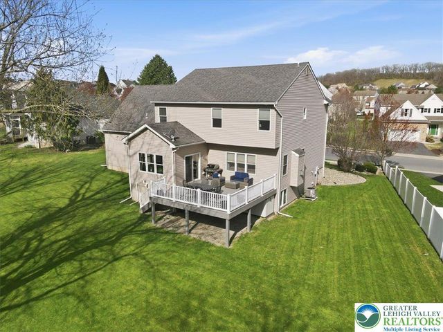 2127 Eagles Landing Drive, Upper Nazareth Twp, PA 18064