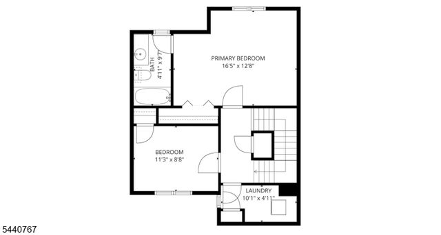 15 Linden Ct, Raritan Twp., NJ 08822