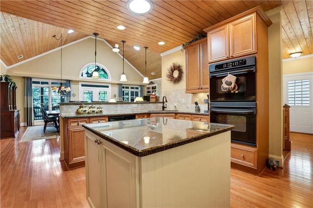 242 Lady Slipper Lane, Jasper, GA 30143