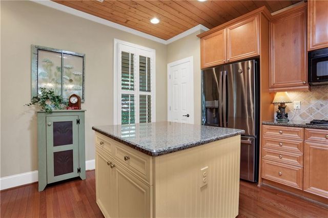 242 Lady Slipper Lane, Jasper, GA 30143