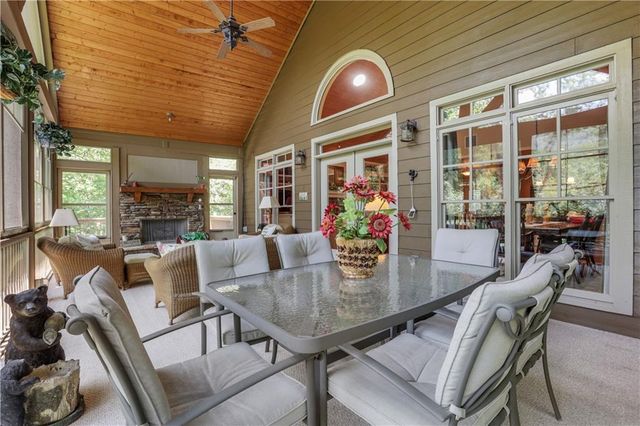 242 Lady Slipper Lane, Jasper, GA 30143