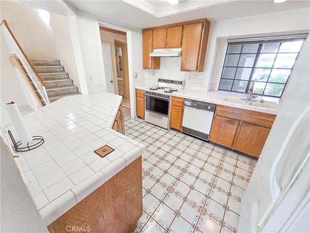 1992 E Cienega Avenue D, Covina, CA 91724