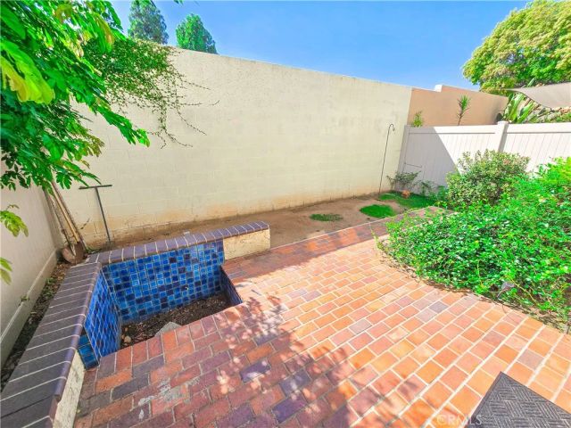 1992 E Cienega Avenue D, Covina, CA 91724