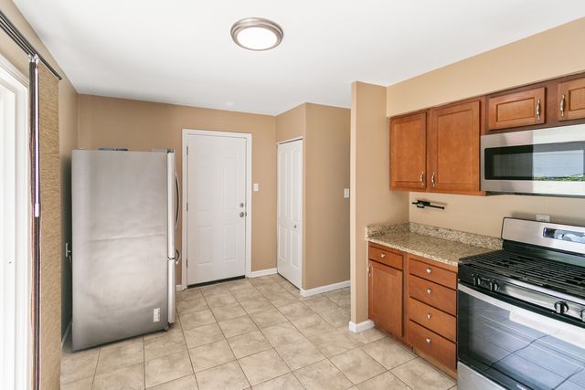 164 Galewood Drive, Bolingbrook, IL 60440