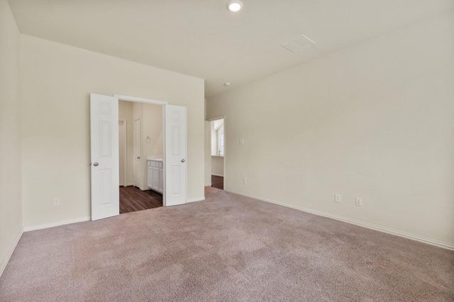 216 N Lynx Trail, Montgomery, TX 77316