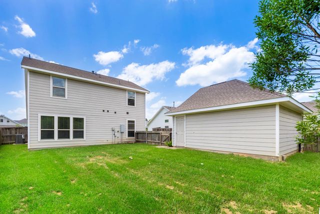 216 N Lynx Trail, Montgomery, TX 77316