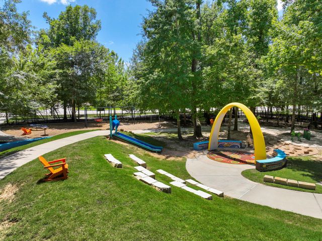 216 N Lynx Trail, Montgomery, TX 77316