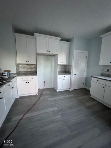 2202 Fletcher Street, Anderson, IN 46016