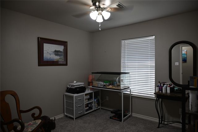 1220 Fairground Ln, Angleton, TX 77515