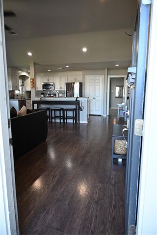 1220 Fairground Ln, Angleton, TX 77515