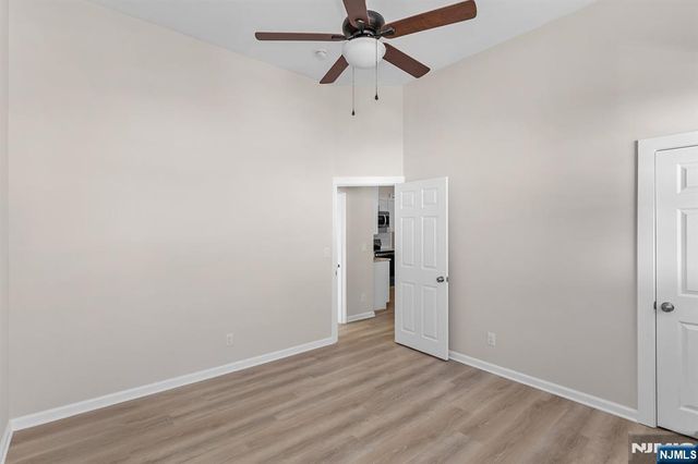 129 Main Street, Bloomingdale, NJ 07403