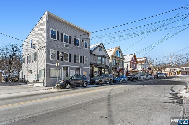 129 Main Street, Bloomingdale, NJ 07403