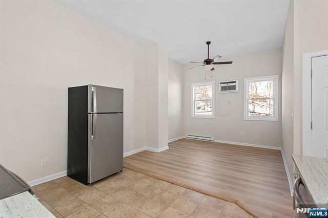 129 Main Street, Bloomingdale, NJ 07403