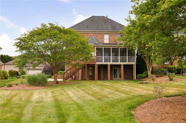 1018 Keswick Lane, Clemmons, NC 27012
