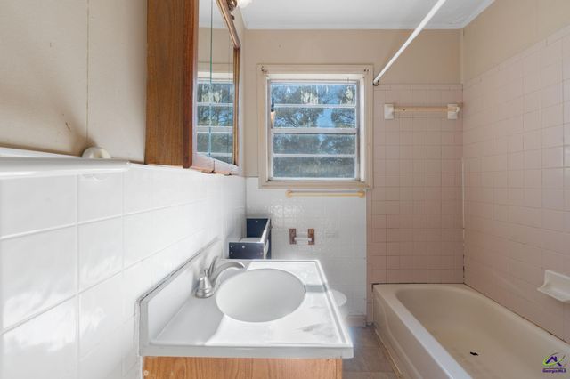 705 Princess Avenue, Fort Valley, GA 31030