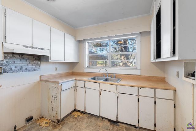 705 Princess Avenue, Fort Valley, GA 31030