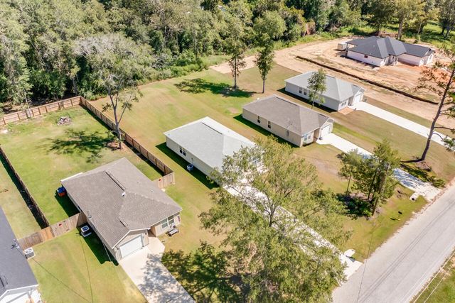 3871 Second Avenue, Laurel Hill, FL 32567