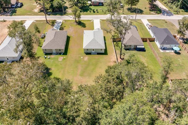 3871 Second Avenue, Laurel Hill, FL 32567