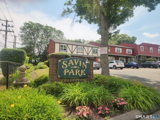 56 Savin Park 56, West Haven, CT 06516