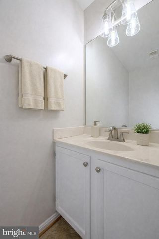 11112 STAGESTONE WAY, Manassas, VA 20109