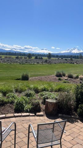 481 W Hope Avenue, Sisters, OR 97759