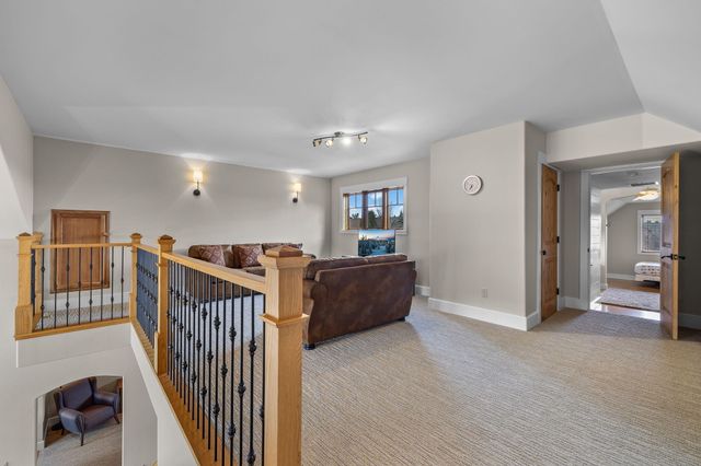 481 W Hope Avenue, Sisters, OR 97759