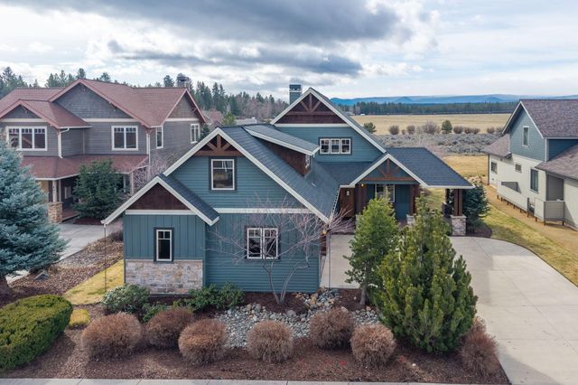 481 W Hope Avenue, Sisters, OR 97759